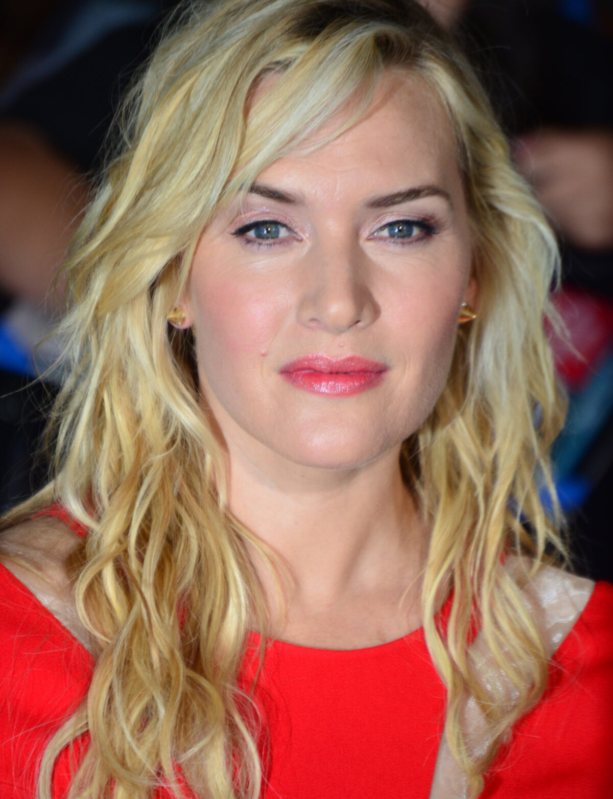 Kate Winslet Wiki Kate Winslet Height Career Net Worth And More Facts Magazepaper 